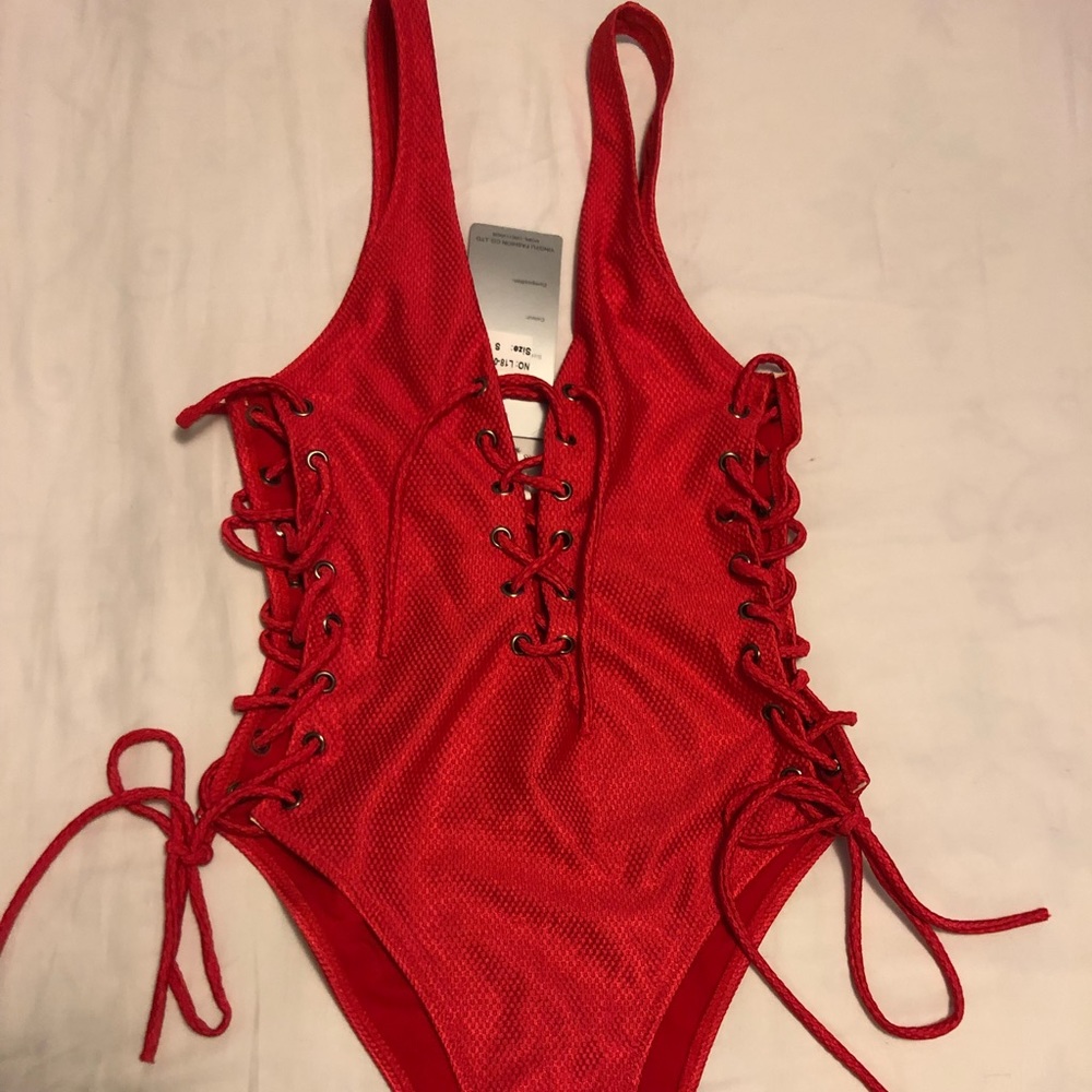 One piece bathing suit